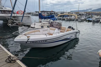 2001 Ranieri Stargate 20