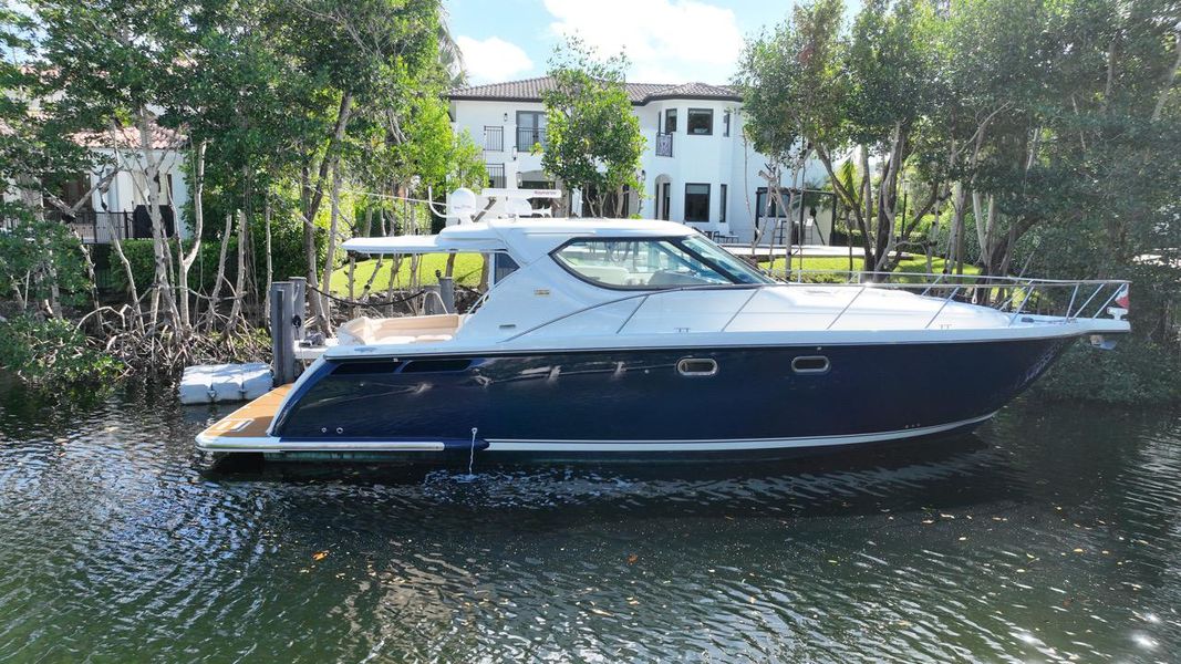 2008 Tiara Yachts 4300 Sovran