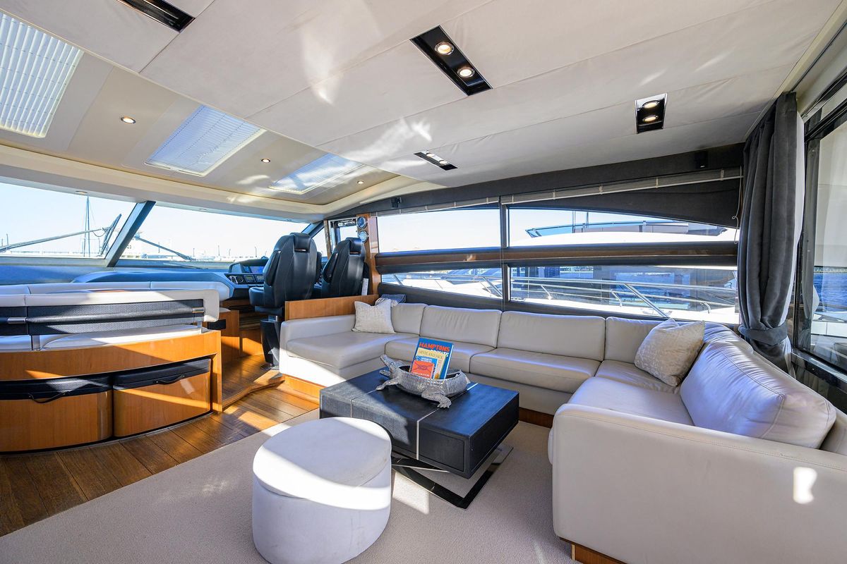 2013 Princess 72 