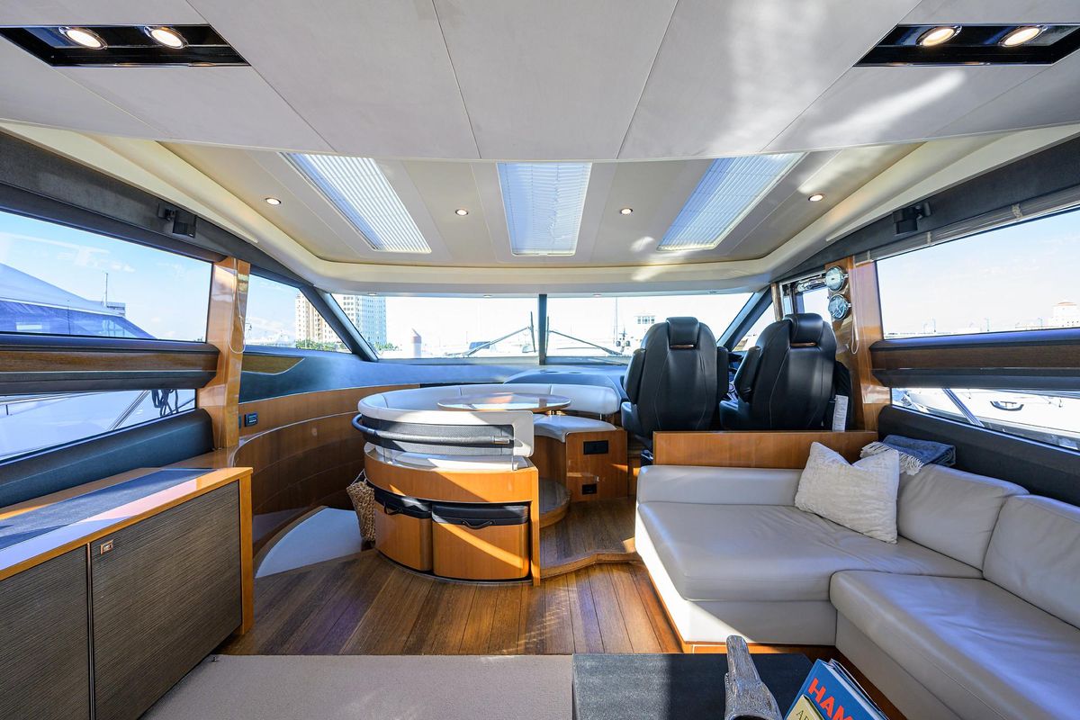 2013 Princess 72 