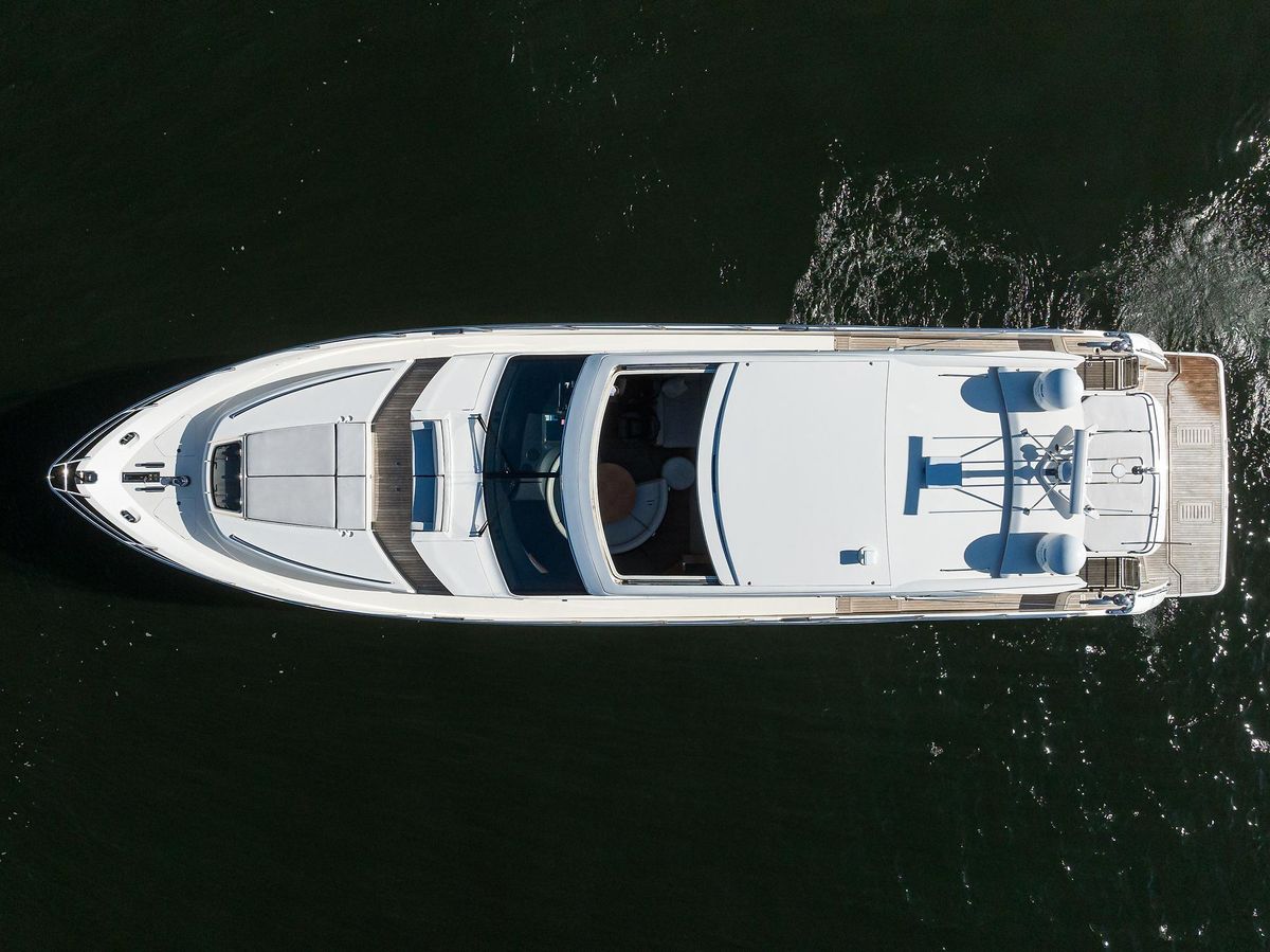 2013 Princess 72 