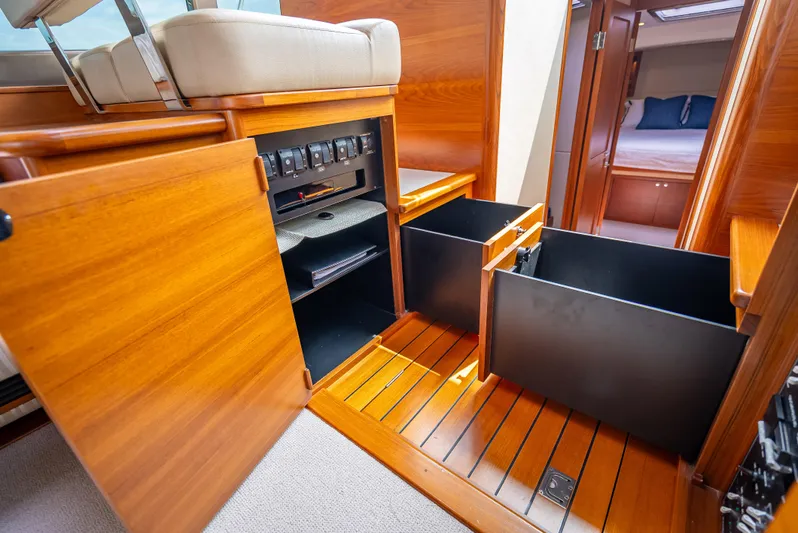 Pb45 2018 Yacht Photos Pics 