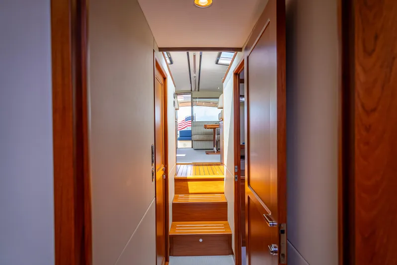 Pb45 2018 Yacht Photos Pics 