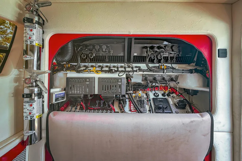  Yacht Photos Pics 2021 Nortech - switches