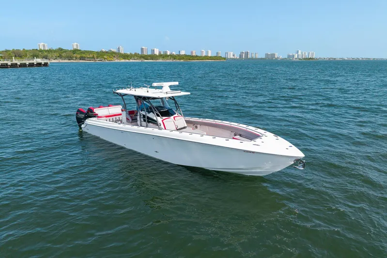  Yacht Photos Pics 2021 Nortech - Exterior profile on the water