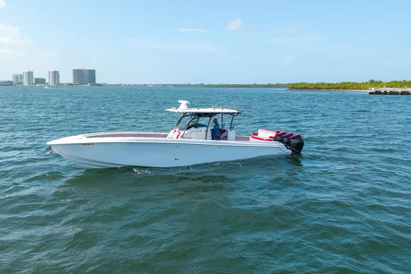  Yacht Photos Pics 2021 Nortech - Exterior profile on the water