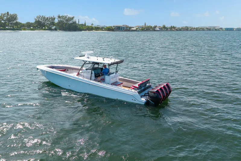  Yacht Photos Pics 2021 Nortech - Exterior profile on the water