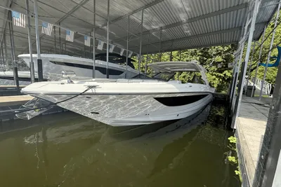 Sea Ray SLX 400