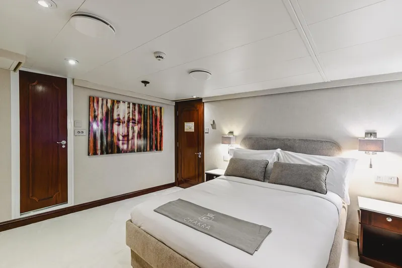 Chakra Yacht Photos Pics B-deck double cabin