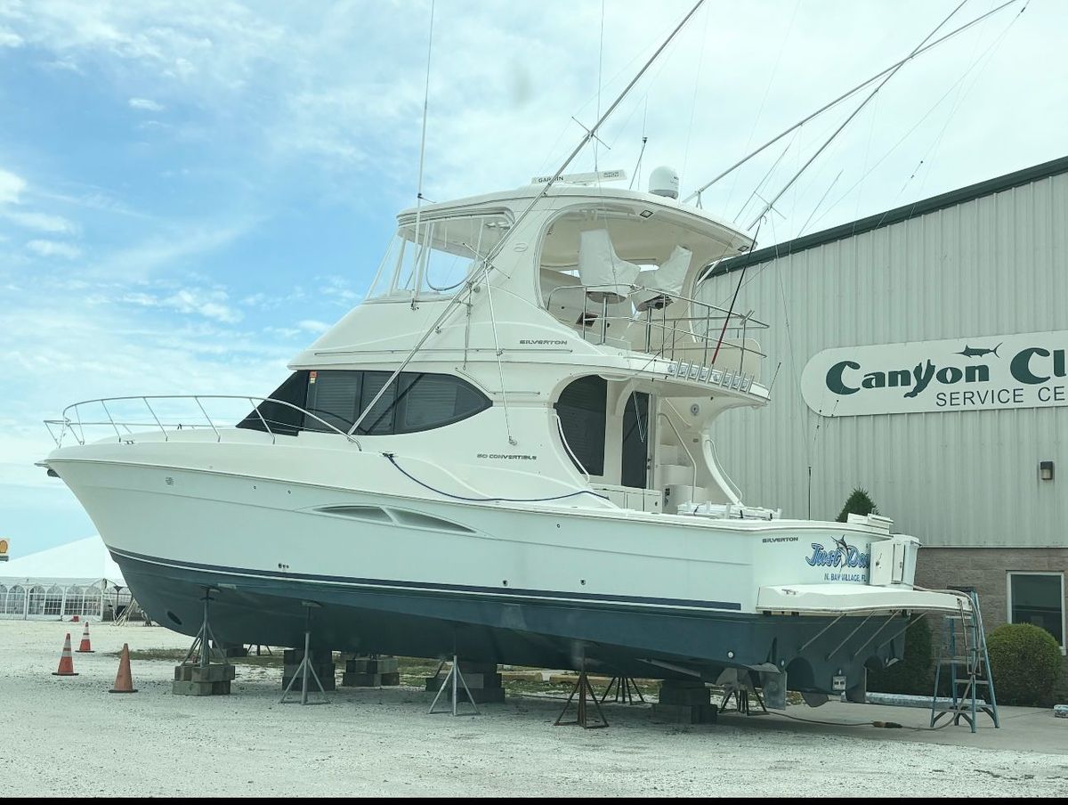 2009 Silverton 50 