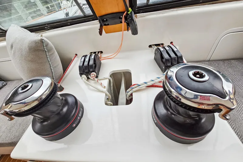Surfer Girl Yacht Photos Pics Cockpit of 2018 Maine Cat 38 LS with winches and control lines.