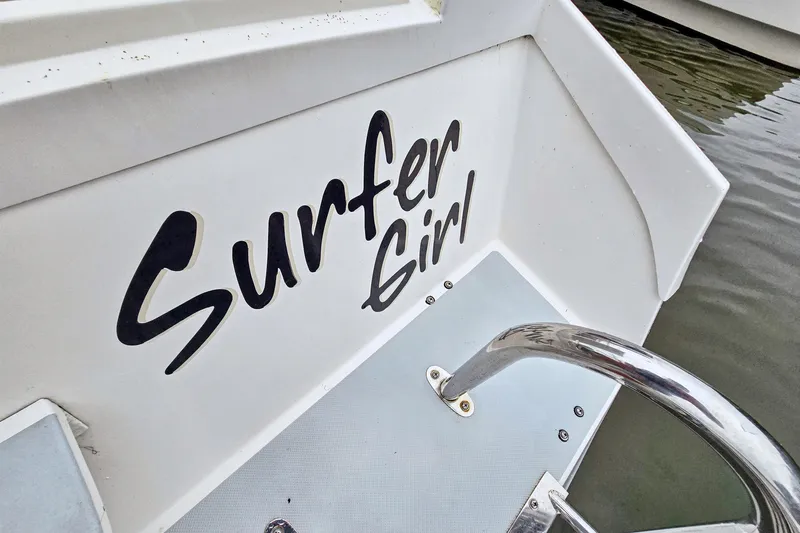 Surfer Girl Yacht Photos Pics 2018 Maine Cat 38 LS boat with "Surfer Girl" name on the stern.