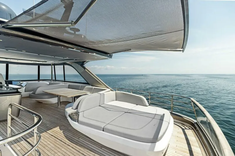 Princess Rose III Yacht Photos Pics Flybridge