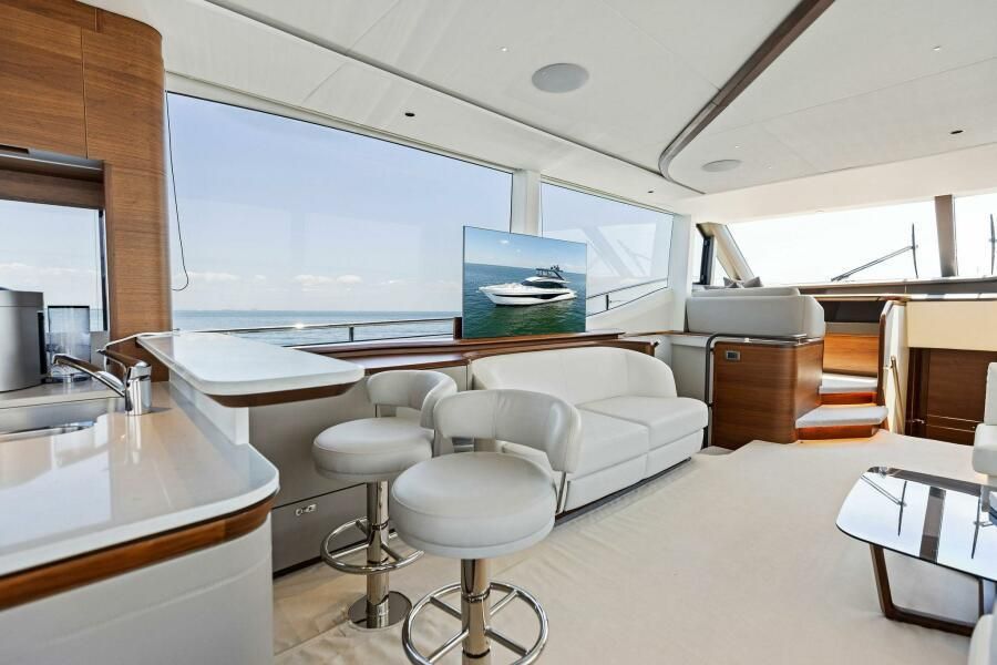 2024 Princess 72 