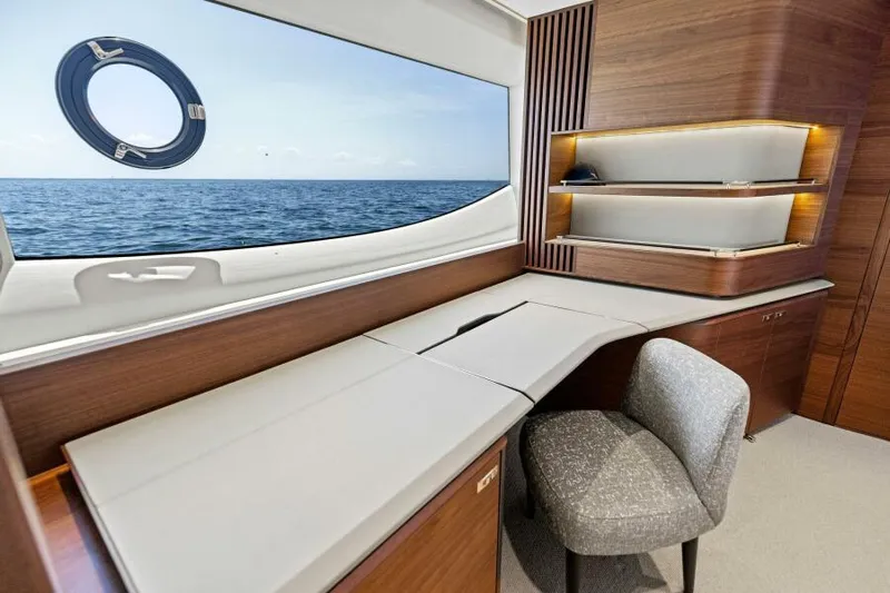 Princess Rose III Yacht Photos Pics Master Stateroom