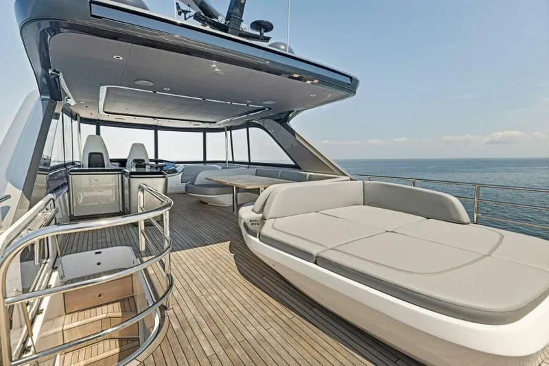 Princess Rose III Yacht Photos Pics Flybridge