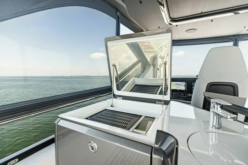 Princess Rose III Yacht Photos Pics Flybridge