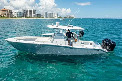 Billfish 39 Center Console w/Tower