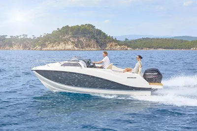 2025 Quicksilver Activ 555 Cabin