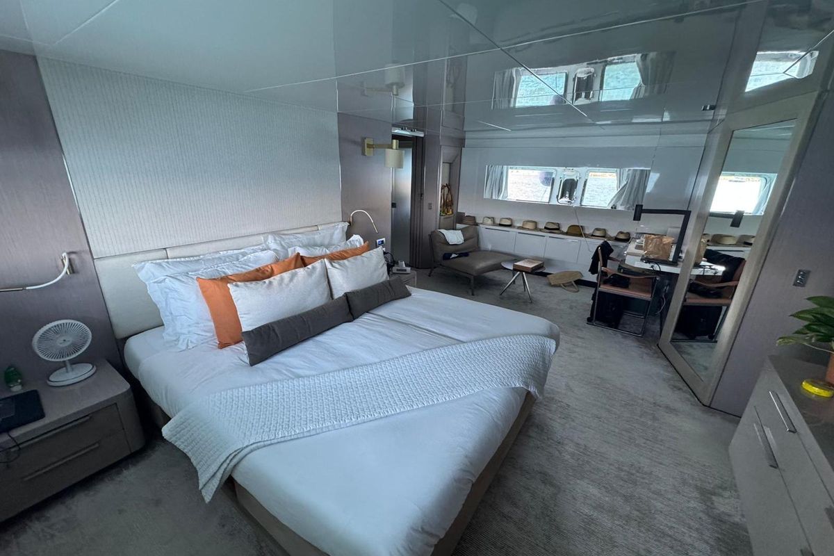 2018 Arcadia Yachts 85 