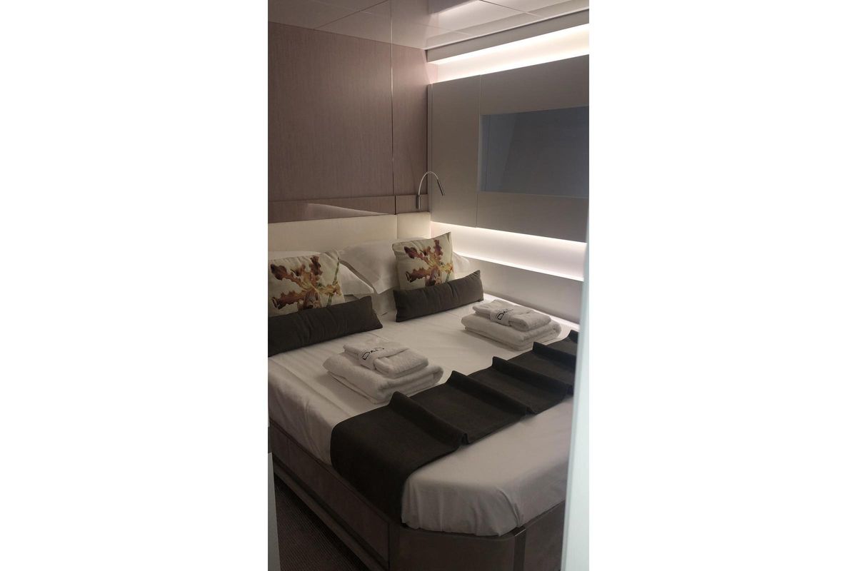 2018 Arcadia Yachts 85 