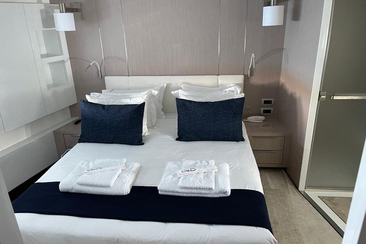 2018 Arcadia Yachts 85 