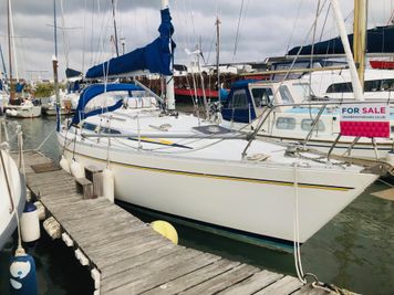 1989 Moody 31 Mk II