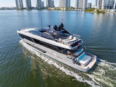 Yacht