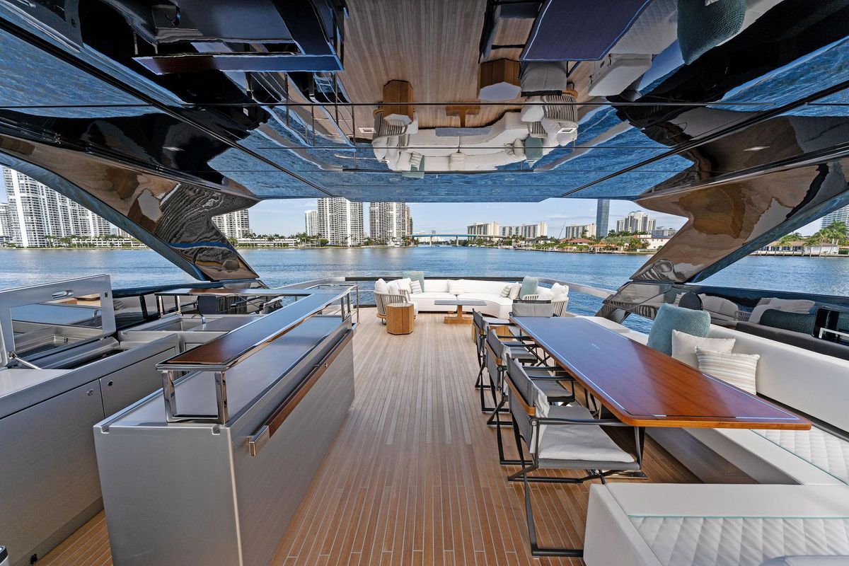 2024 Riva 102 