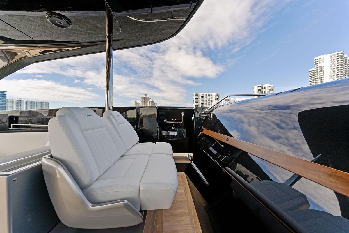 2024 Riva 102 
