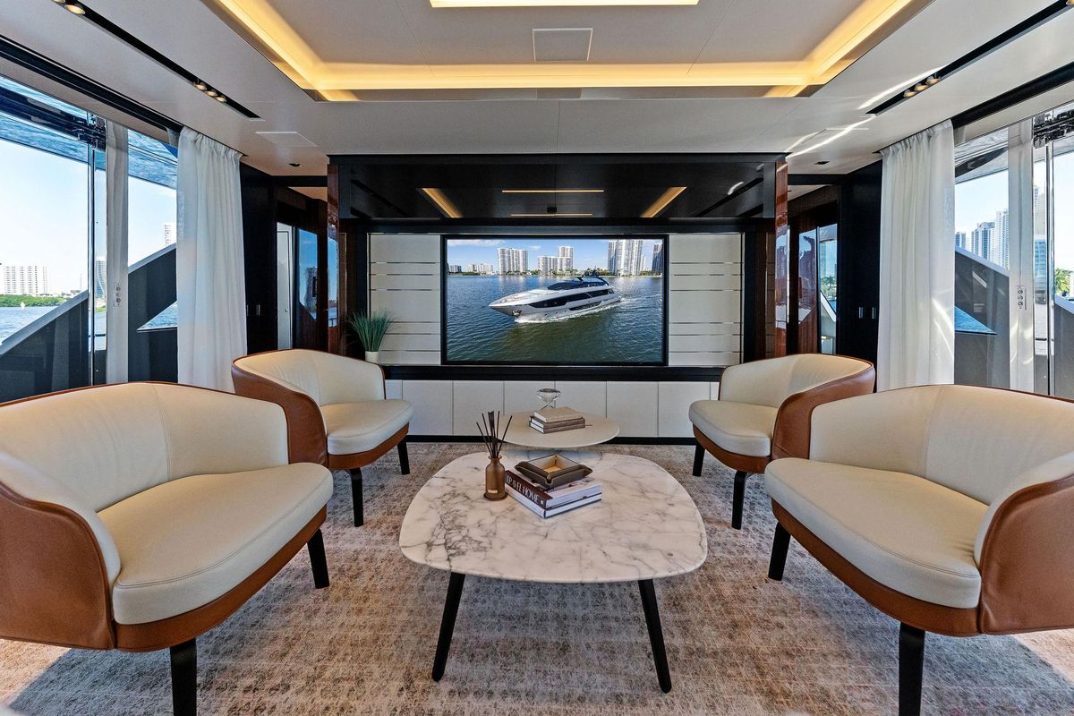 2024 Riva 102 