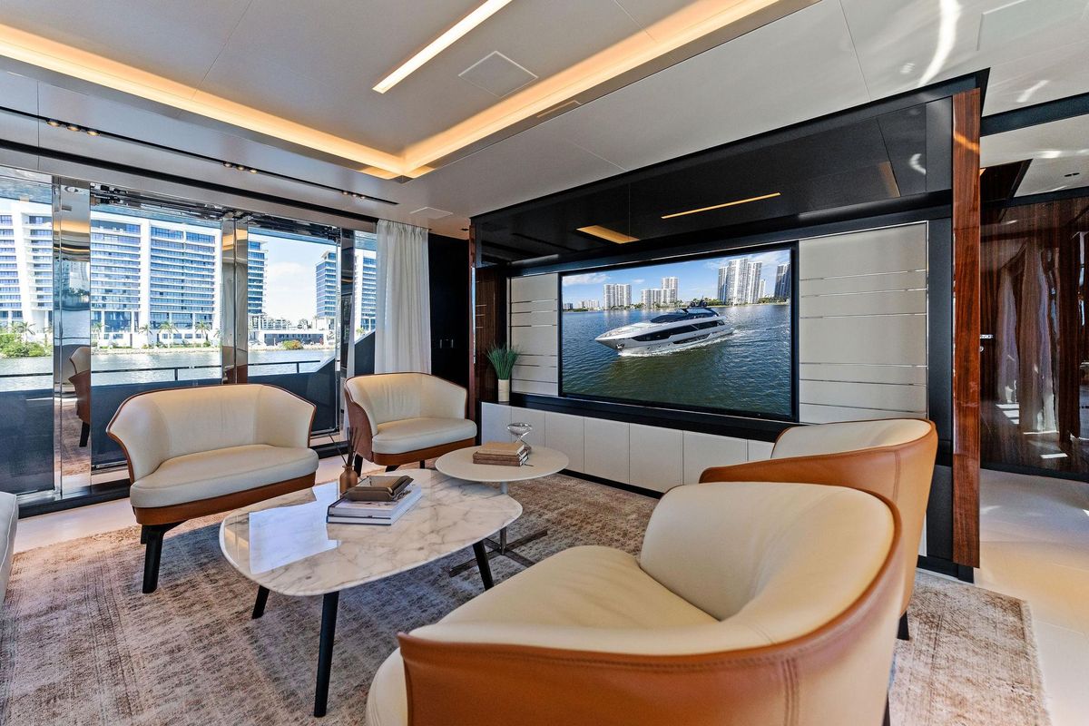 2024 Riva 102 