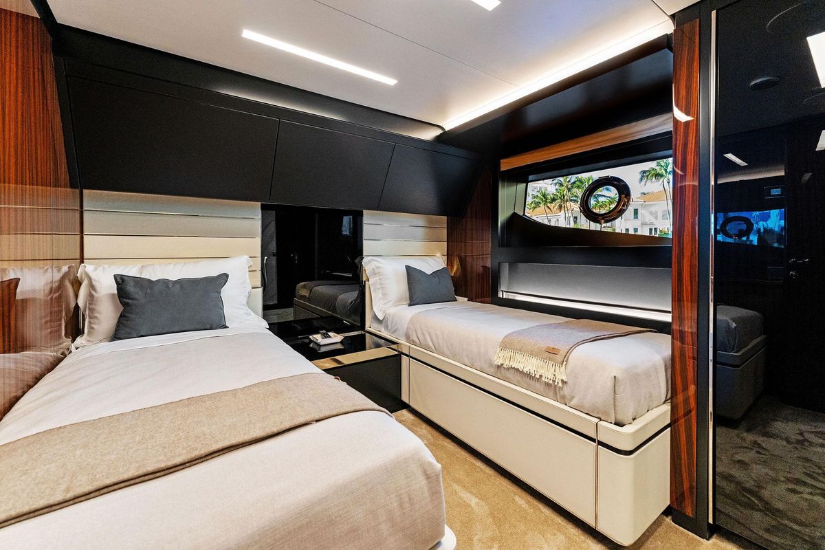 2024 Riva 102 