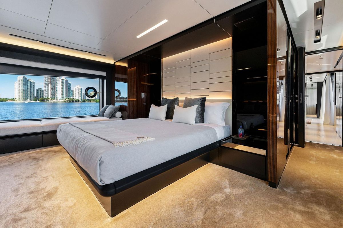 2024 Riva 102 