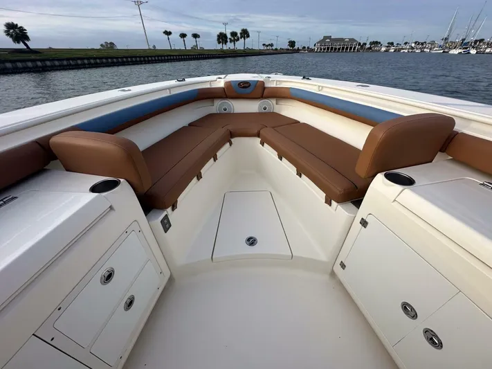 Knot Reel Serious Yacht Photos Pics 