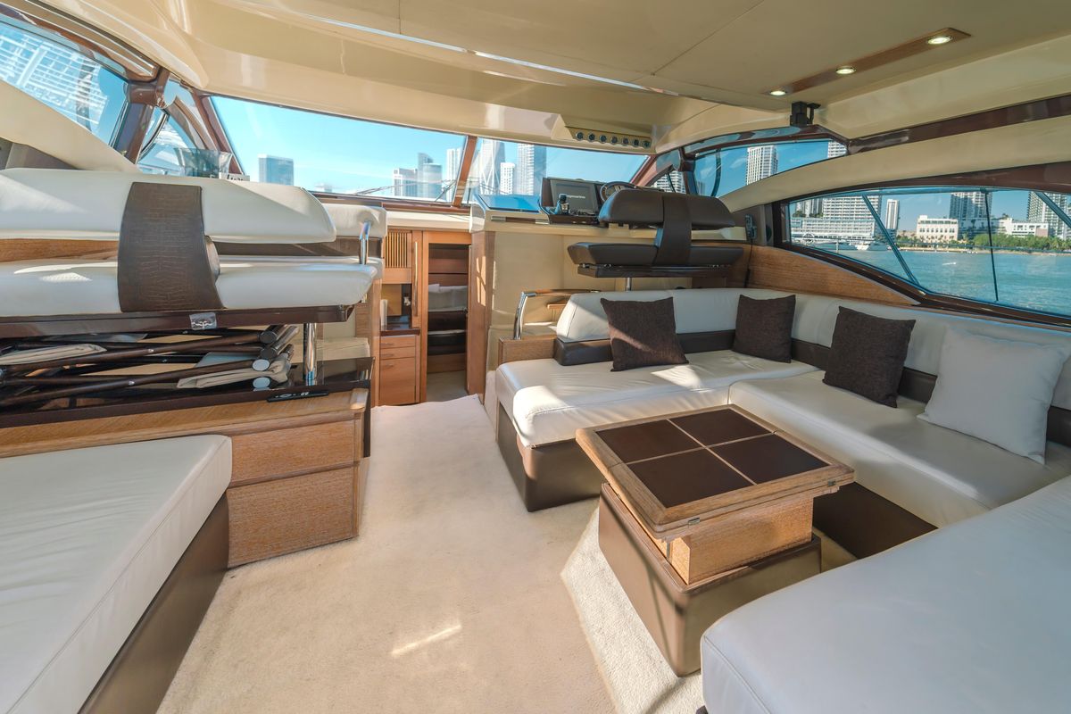 2012 Azimut 48 