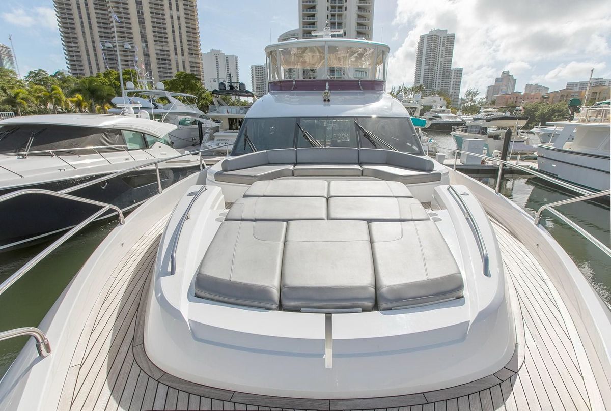 2015 Princess 68 