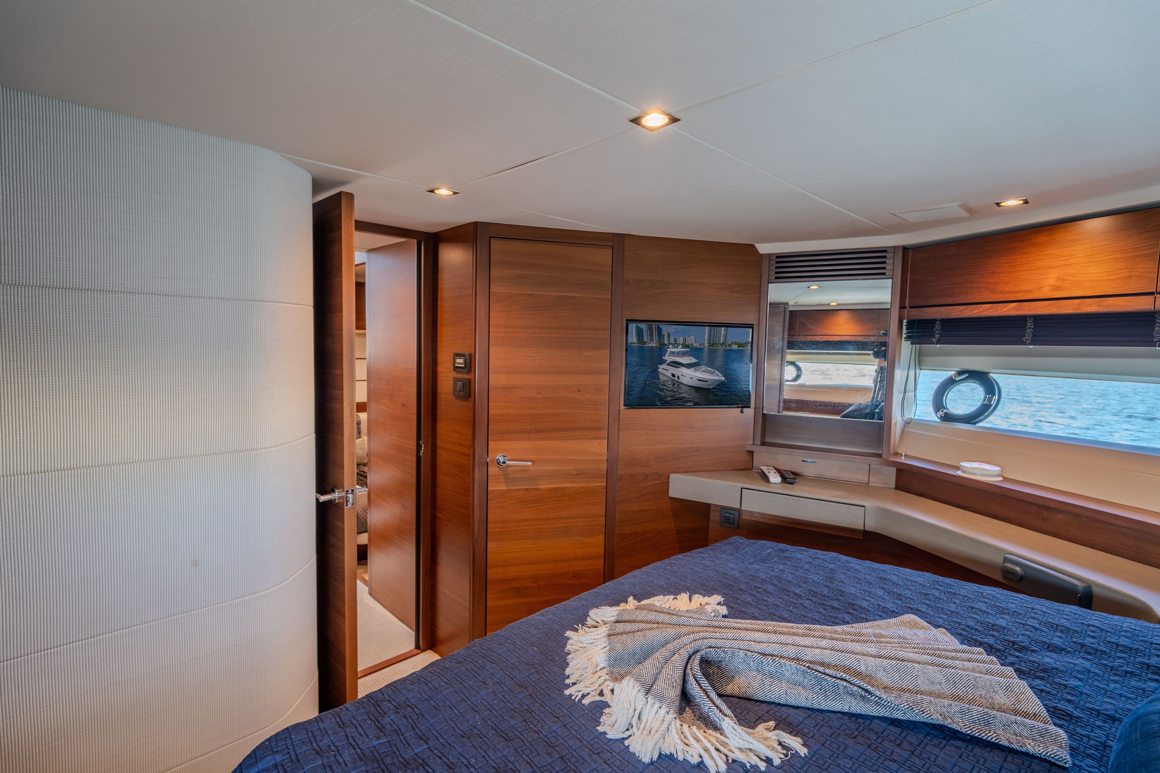 2015 Princess 68 