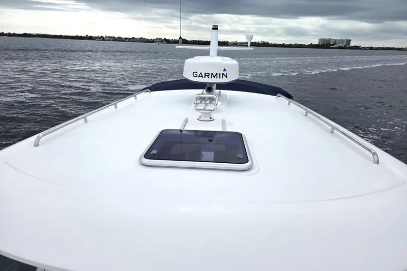Jubilee Yacht Photos Pics 2018 Back Cove 32 boat with Garmin equipment on open water.