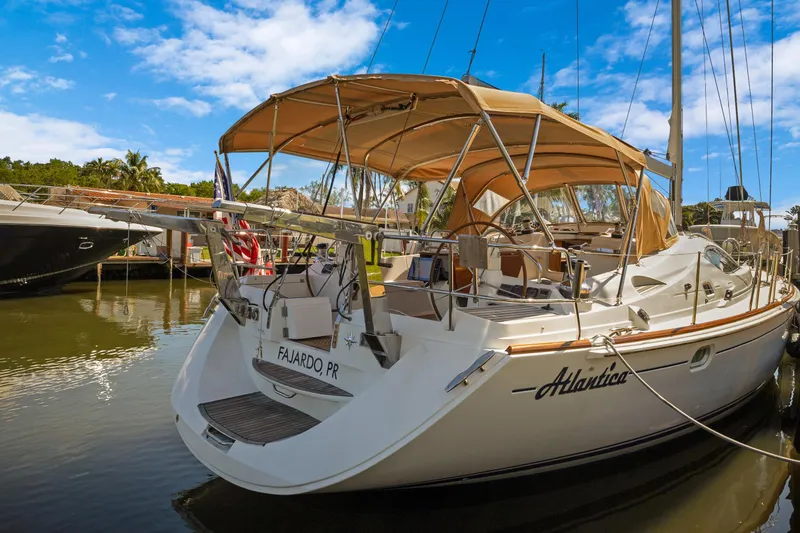 Atlantica Yacht Photos Pics 