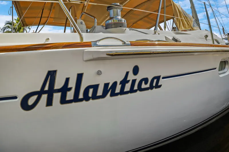 Atlantica Yacht Photos Pics 