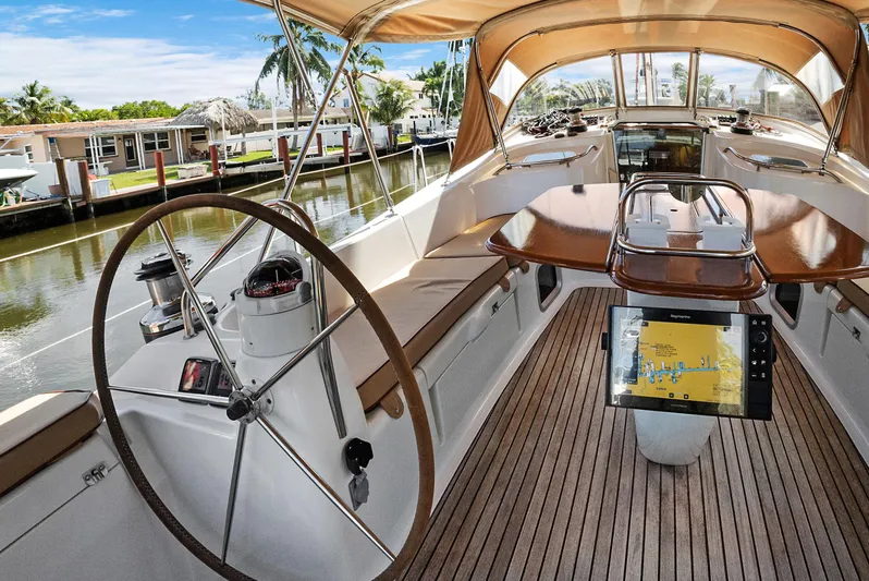 Atlantica Yacht Photos Pics 