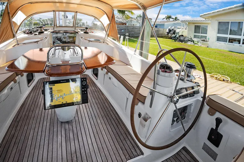 Atlantica Yacht Photos Pics 