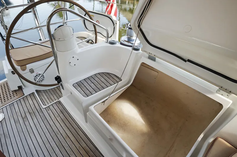 Atlantica Yacht Photos Pics 