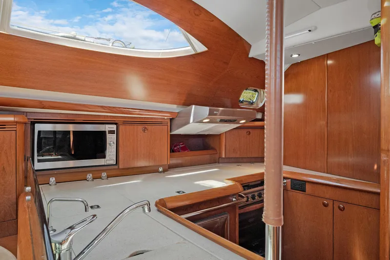 Atlantica Yacht Photos Pics 