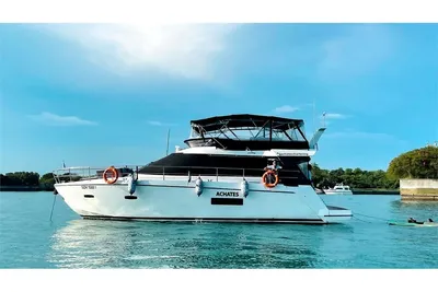 Sealine F42