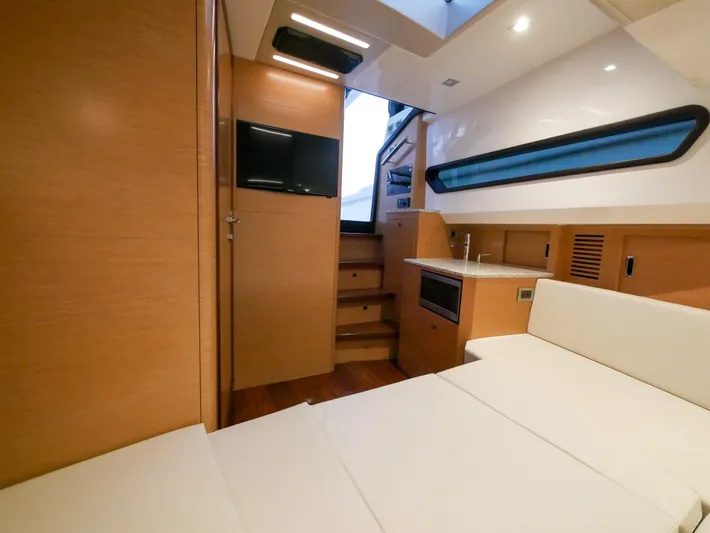 Low Hours Yacht Photos Pics Interior of 2020 Ocean Alexander 45 Divergence Sport yacht with modern amenities.
