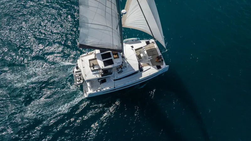 Windward Yacht Photos Pics Overhead