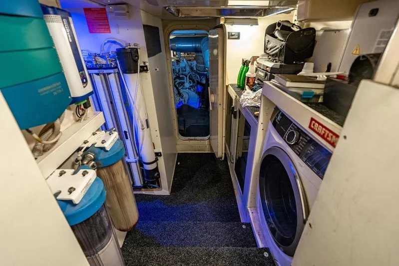 Vitamin Sea Yacht Photos Pics 