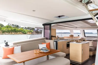 Fountaine Pajot NEW 41